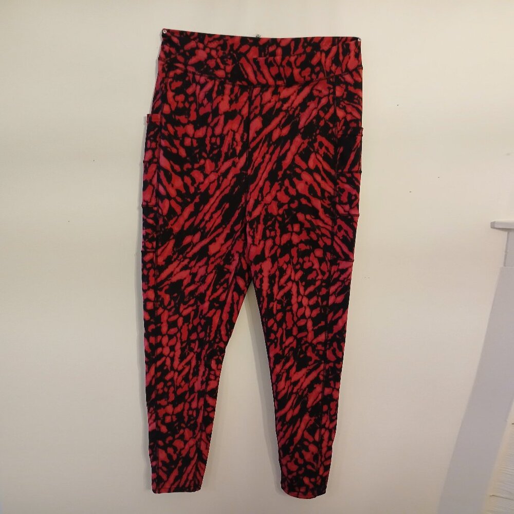 POP Fit 2X Spandex Pocketed Leggings Like-new Red & Black Pattern